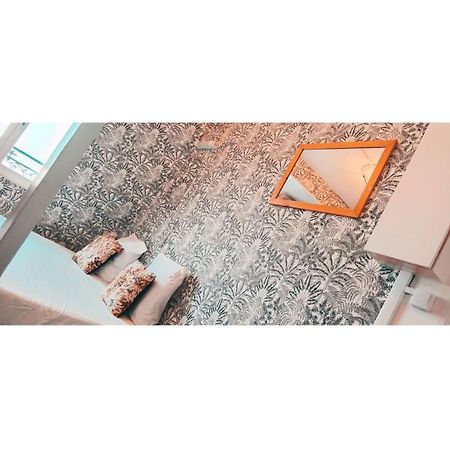 Apartamento Location En Plein Coeur De Paris N°21 Exterior foto